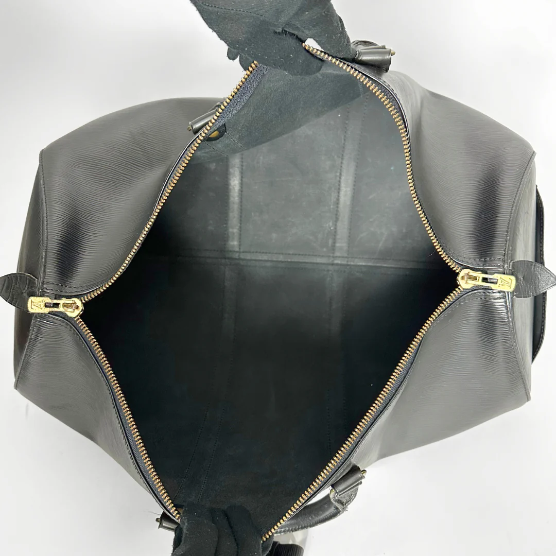 Louis Vuitton Keepall 50 Epi black inside view