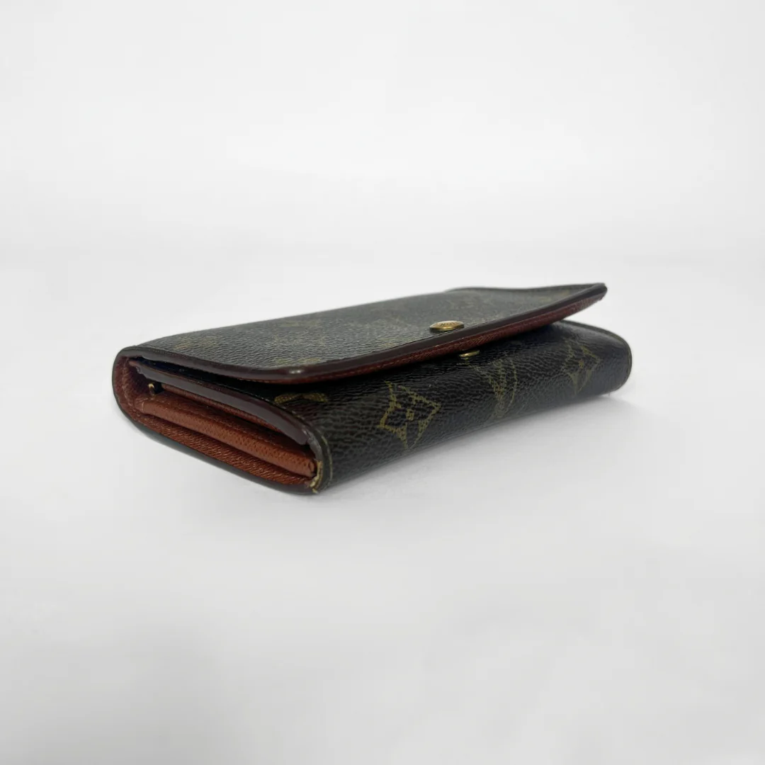 Louis Vuitton Wallet Medium