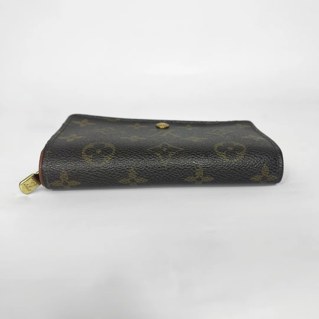 Louis Vuitton Wallet Medium