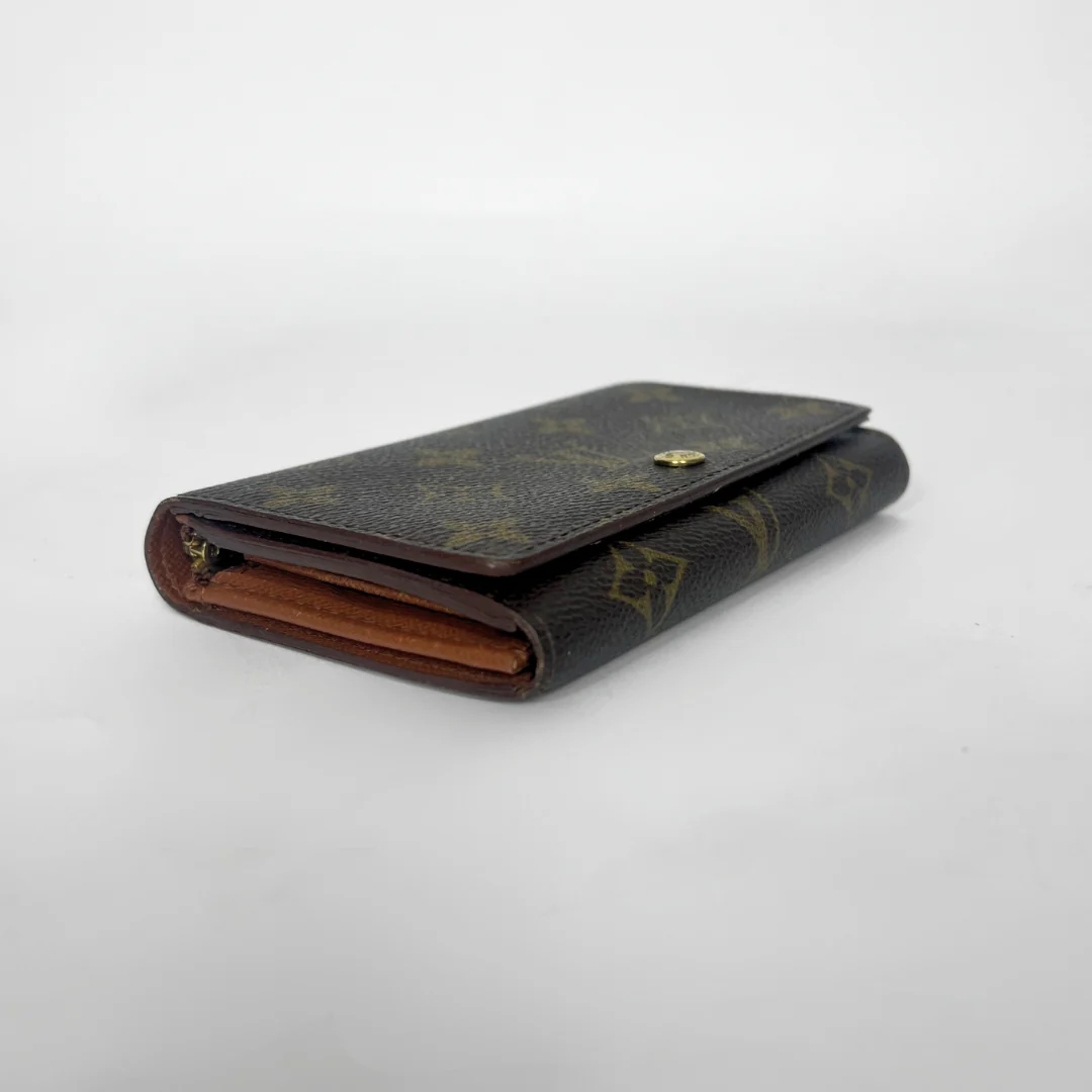 Louis Vuiton wallet medium