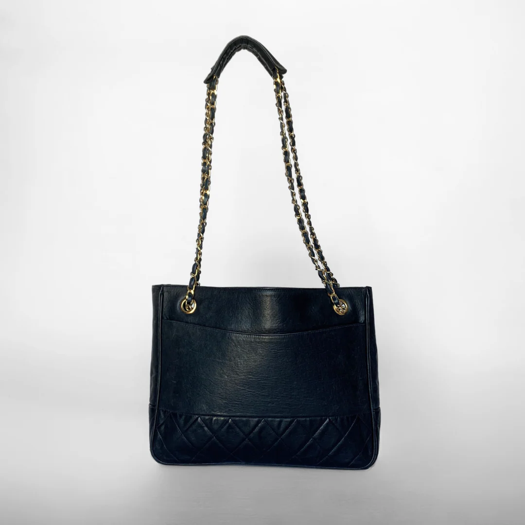 Chanel Chanel Shopper Lambskin Leather - Shoulder bags - Etoile Luxury Vintage