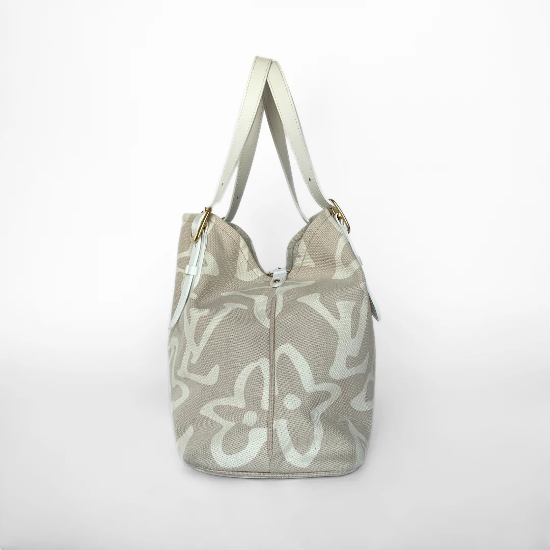 Louis Vuitton Louis Vuitton Tahitienne Monogram Canvas - Shoulder bags - Etoile Luxury Vintage