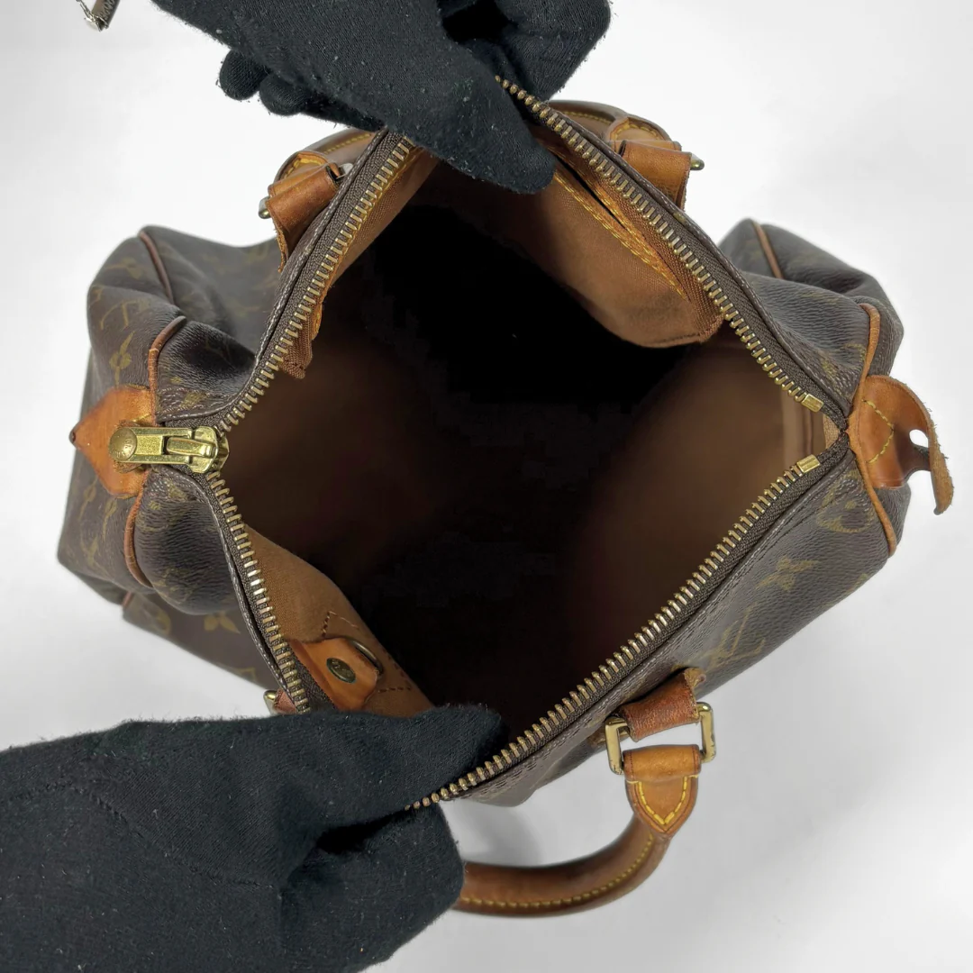 Louis Vuitton Speedy 25 inside view