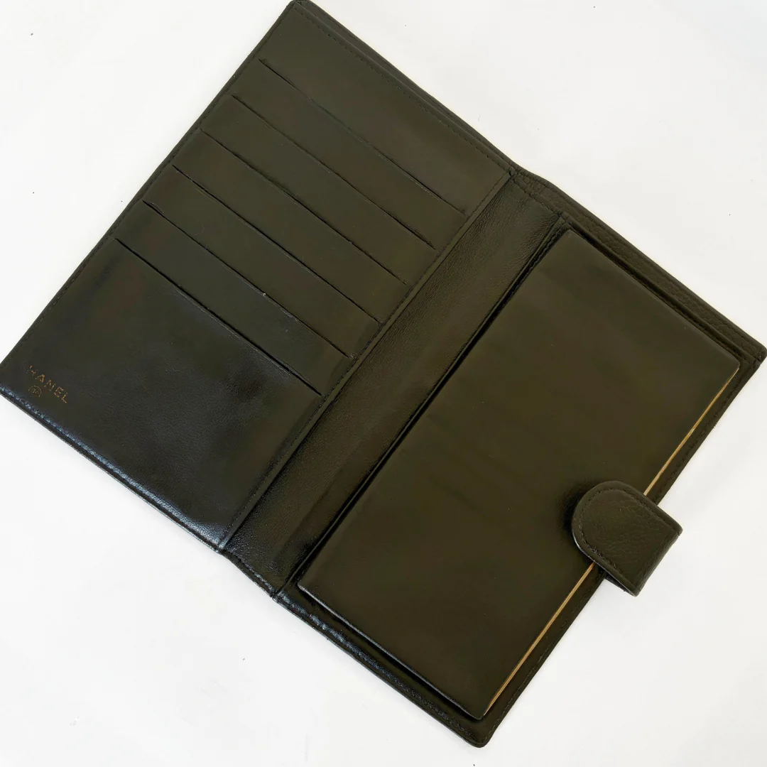 Chanel Chanel Wallet Large Caviar Leather - Wallets - Etoile Luxury Vintage