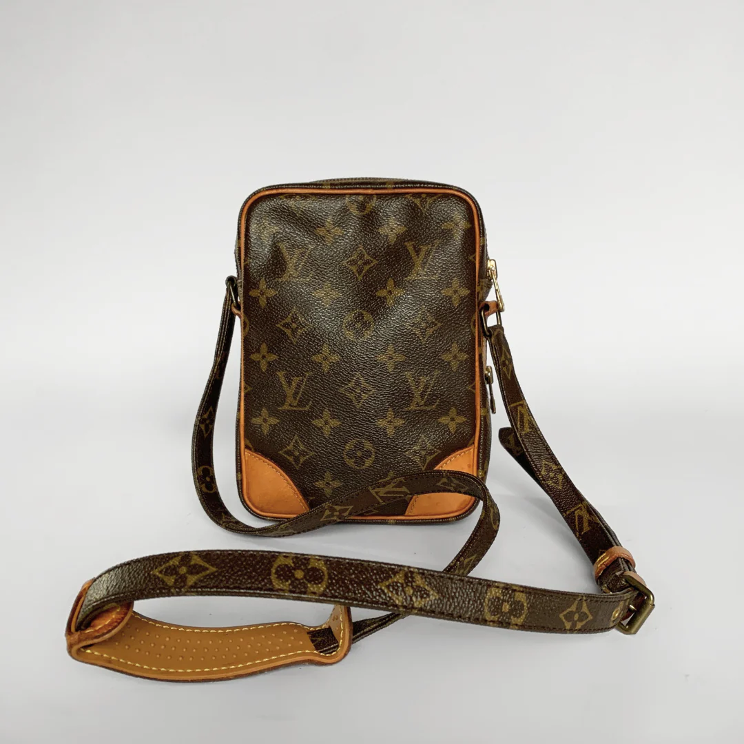 Louis Vuitton Louis Vuitton Amazon Monogram Canvas - Crossbody bags - Etoile Luxury Vintage