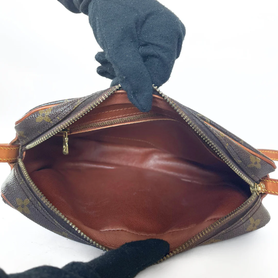 Louis Vuitton Louis Vuitton Jeune Fille Monogram Canvas - Crossbody bags - Etoile Luxury Vintage