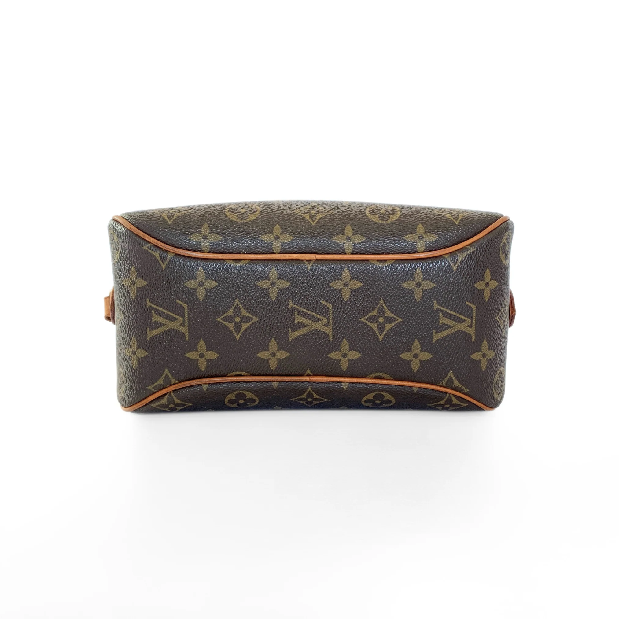 Louis Vuitton Louis Vuitton Blois Toile Monogram Canvas - Crossbody bags - Etoile Luxury Vintage