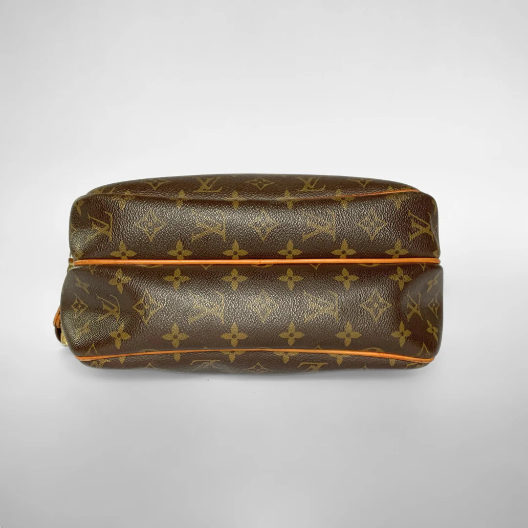 Louis Vuitton Louis Vuitton Reporter PM Monogram Canvas - Shoulder bags - Etoile Luxury Vintage