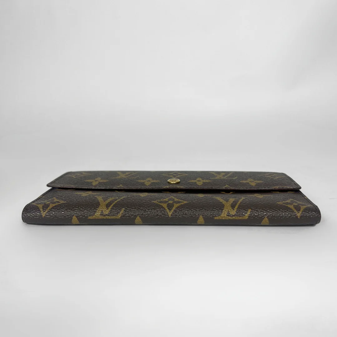 Louis Vuitton Wallet International