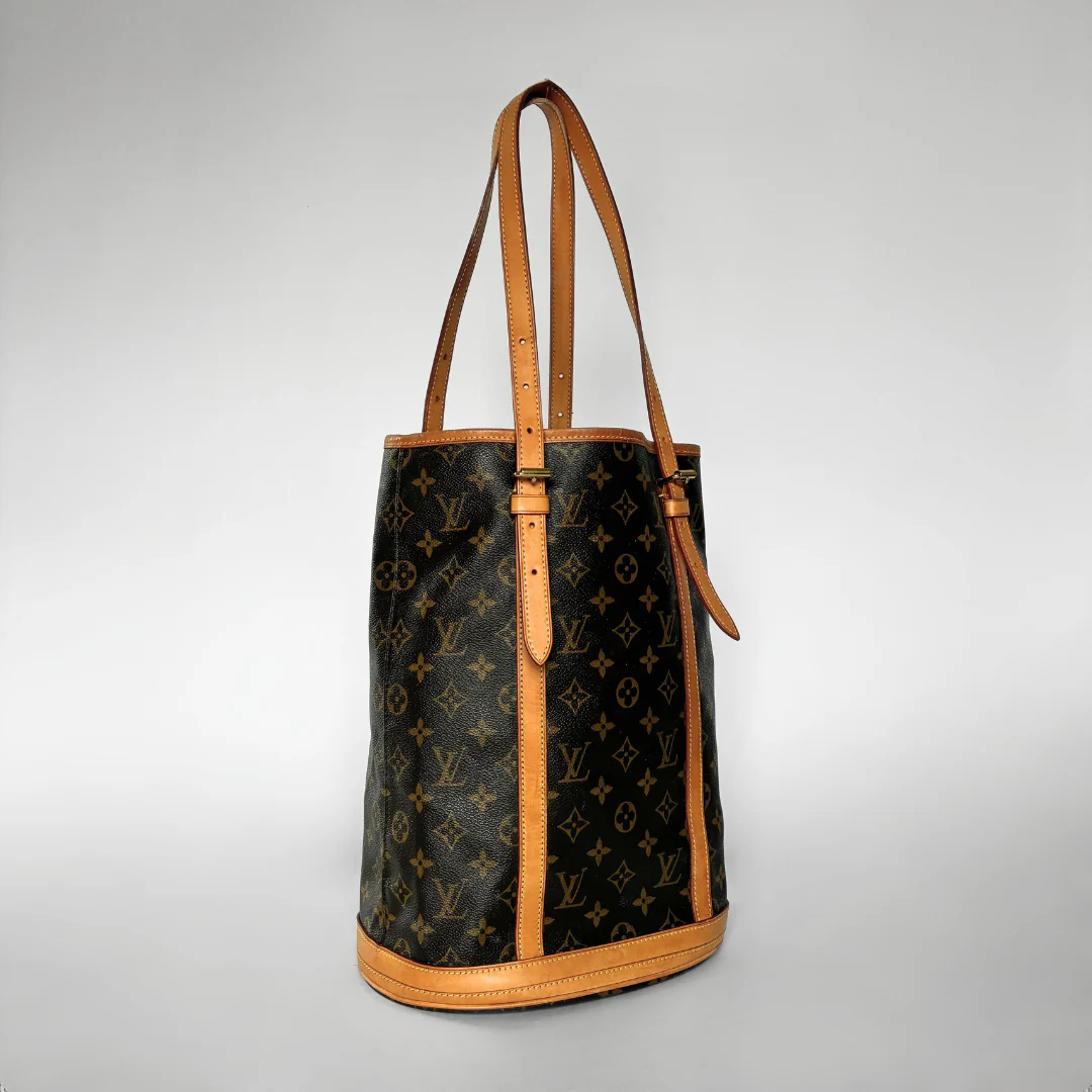 Louis Vuitton Louis Vuitton Bucket GM Monogram Canvas - Shoulder bags - Etoile Luxury Vintage