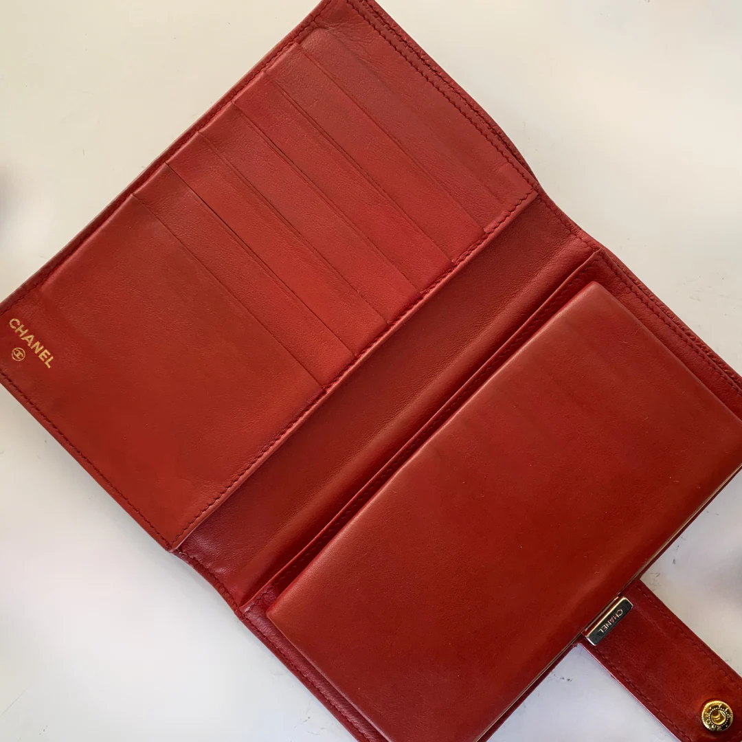 Chanel Chanel Wallet Large Caviar Leather - Accessories - Etoile Luxury Vintage