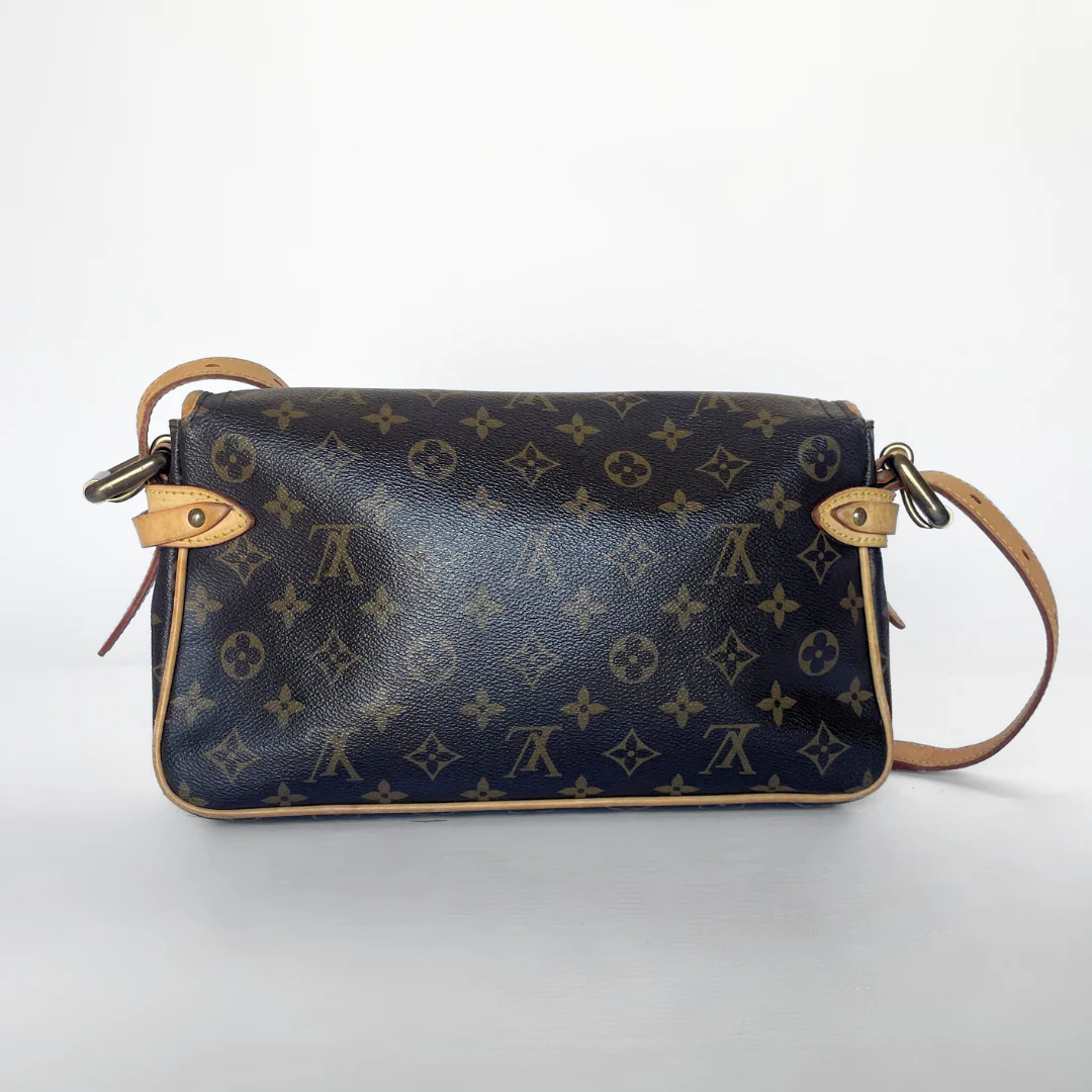 Louis Vuitton Louis Vuitton Hudson PM Monogram Canvas - Handbags - Etoile Luxury Vintage