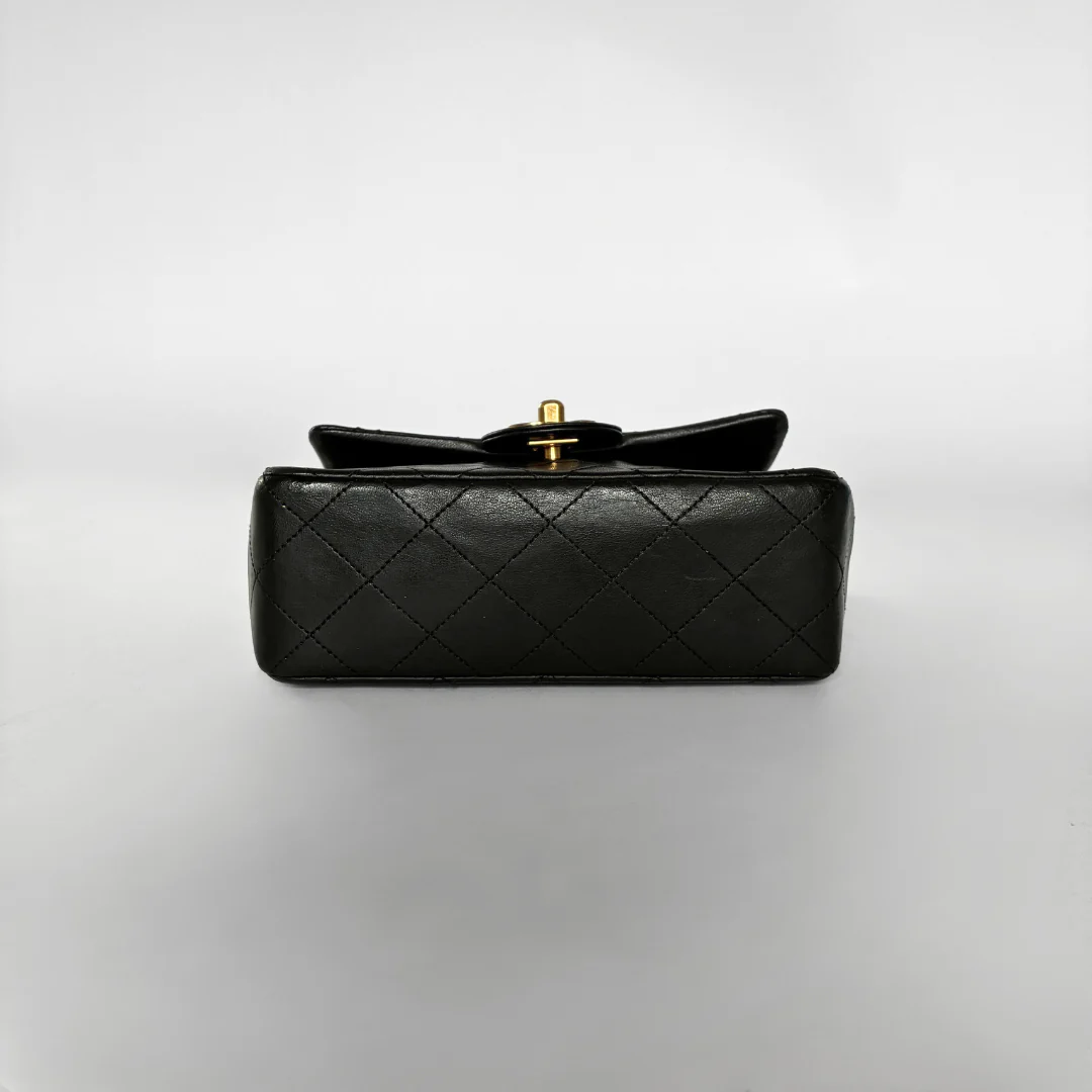 Chanel Chanel Classic Flap Bag Mini Lambskin Leather - Crossbody bags - Etoile Luxury Vintage