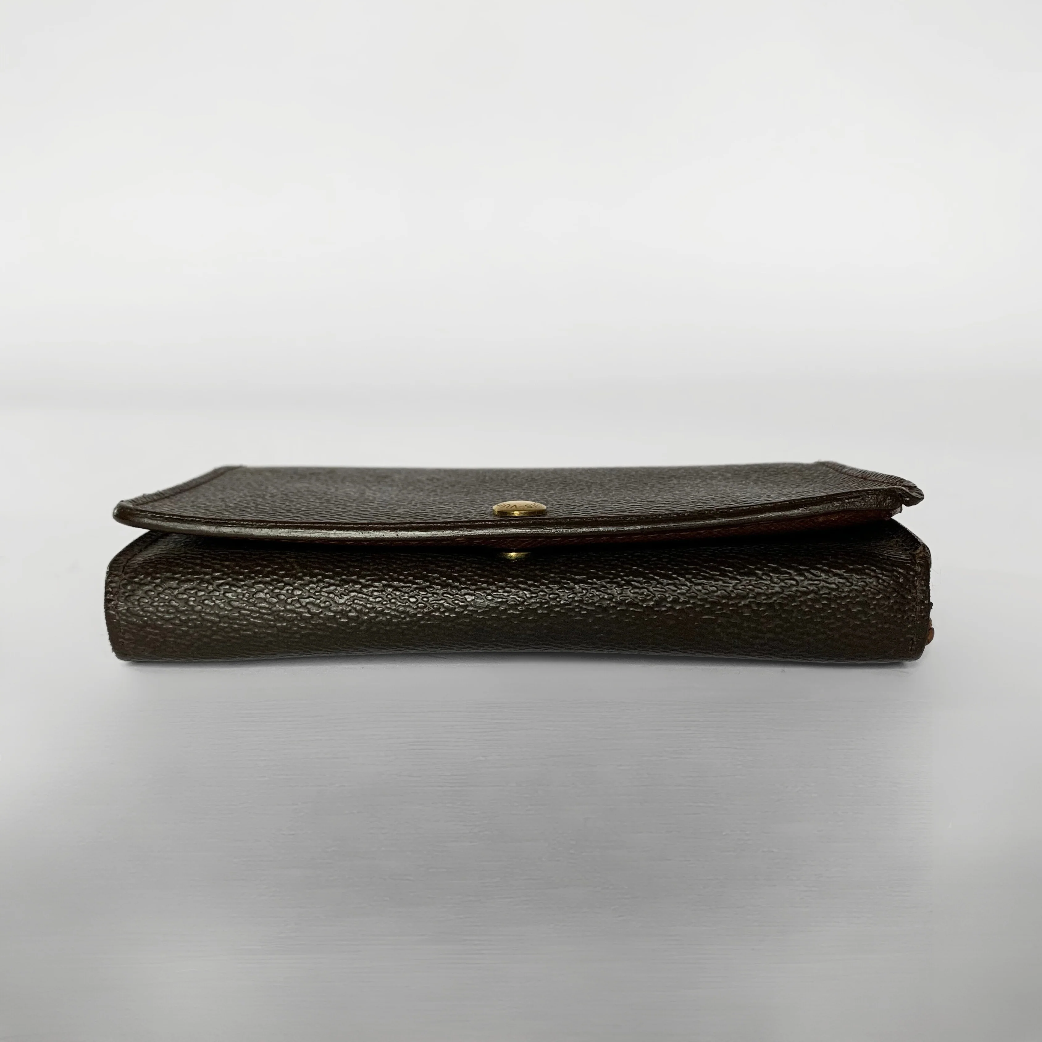 Louis Vuitton Louis Vuitton Wallet Medium Monogram Canvas - Wallets - Etoile Luxury Vintage