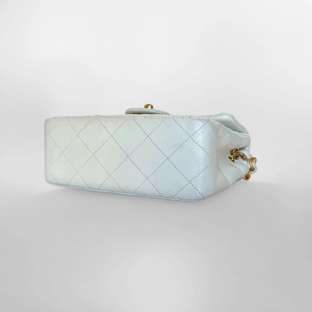 Chanel Chanel Classic Flap Bag Mini Lambskin Leather - Crossbody bags - Etoile Luxury Vintage