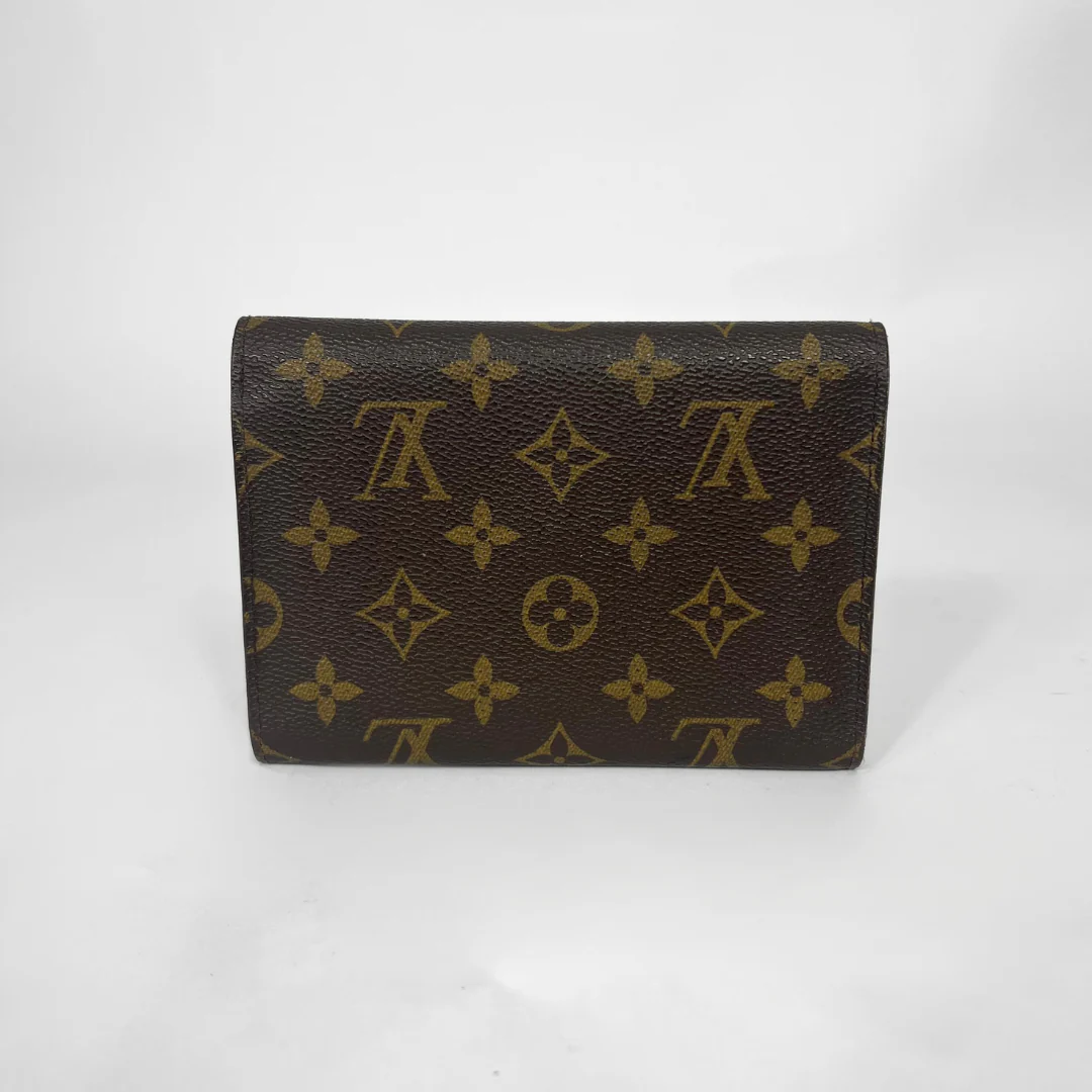 Louis Vuitton Wallet International