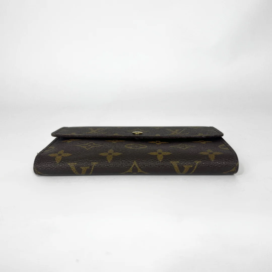 Louis Vuitton Wallet International