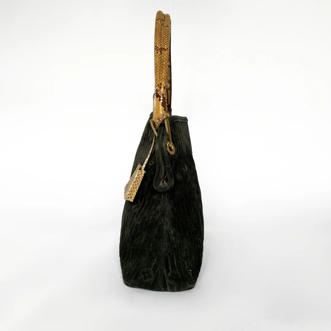 Louis Vuitton Louis Vuitton GM Python Limited Edition Shoulderbag - Shoulder bags - Etoile Luxury Vintage