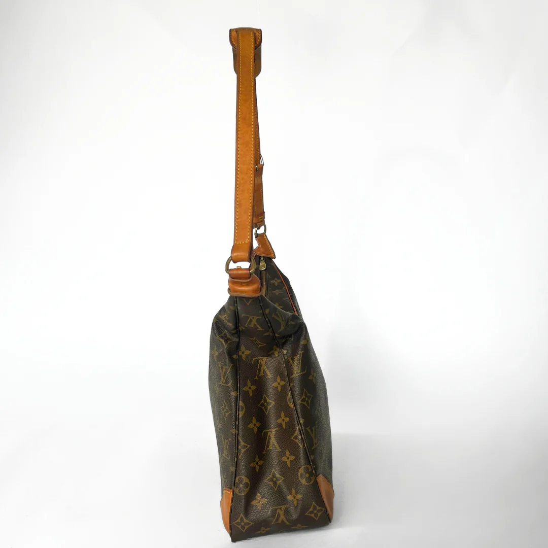 Louis Vuitton Louis Vuitton Boulogne GM Monogram Canvas - Shoulder Bags - Etoile Luxury Vintage