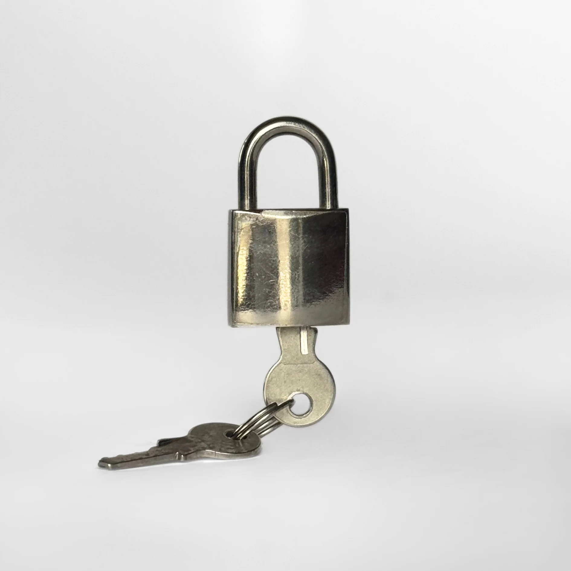 Fendi Fendi Lock With Key Silver Metal - Locks - Etoile Luxury Vintage