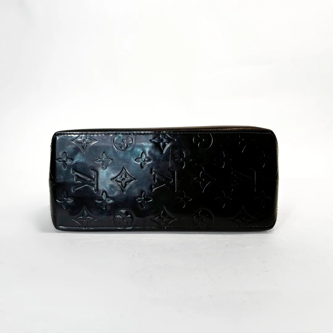 Louis Vuitton Louis Vuitton Reade PM Black Vernis Leather - Hand bags - Etoile Luxury Vintage
