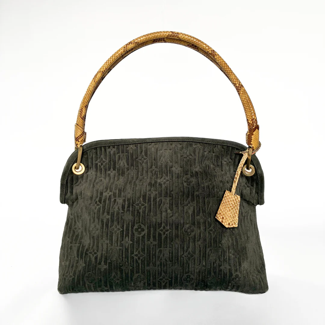 Louis Vuitton Louis Vuitton GM Python Limited Edition Shoulderbag - Shoulder bags - Etoile Luxury Vintage