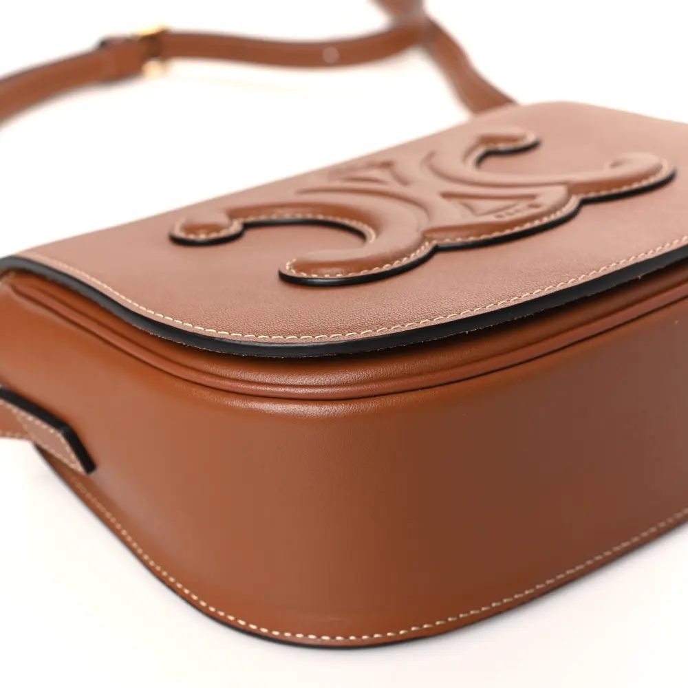 Lushentic Replicas Small Cuir Triomphe Folco Crossbody Bag Tan Smooth - Image 4