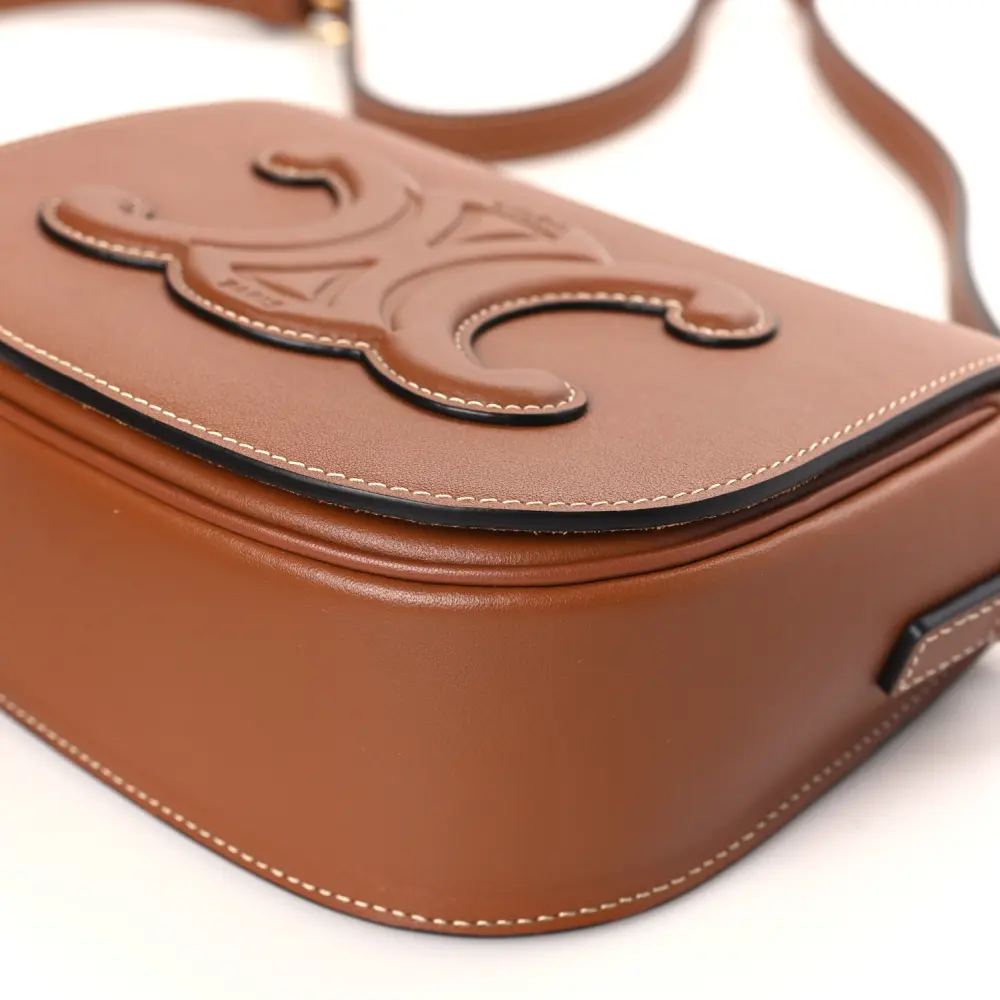 Lushentic Replicas Small Cuir Triomphe Folco Crossbody Bag Tan Smooth - Image 5