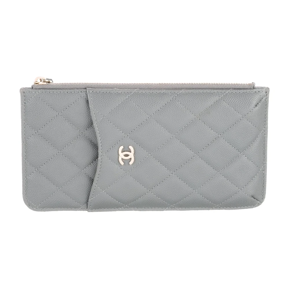 Lushentic Chanel Large Interlocking CC Logo Wallet Grey Quilted Caviar Leather Gold Hardware