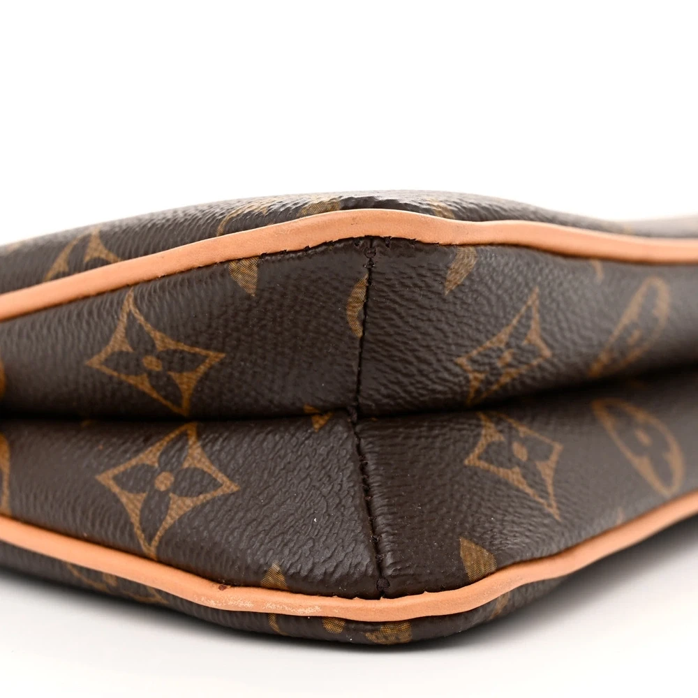 Lushentic Liv Pochette PM Monogram Canvas Gold Hardware Replica - Image 4